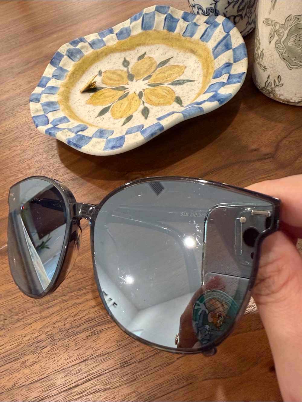 Gentle Monster Six Bears Wayfarer Sunglasses - Picture 4 of 9